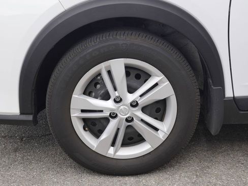 Used 2025 Nissan Kicks Play S FWD image 7