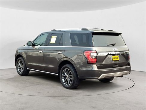Used 2021 Ford Expedition Limited image 3