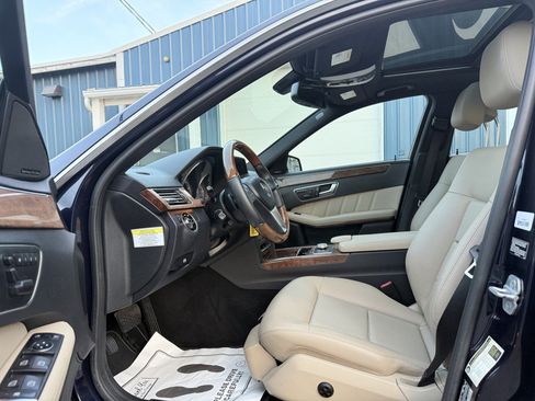 Used 2012 Mercedes-Benz E 350 4MATIC Sedan image 13