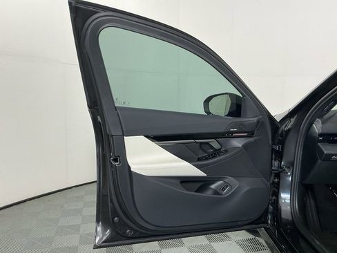 New 2026 BMW 530i w/ M Sport Package RWD image 19