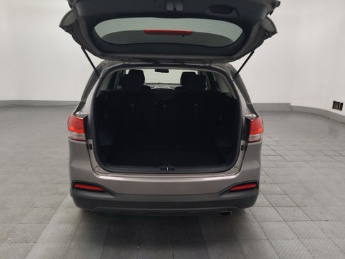 Used 2016 Kia Sorento L FWD image 29