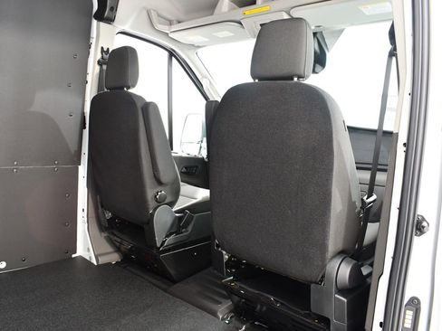 New 2026 Ford Transit 250 148 Medium Roof Extended AWD w/ Load Area Protection Package image 16