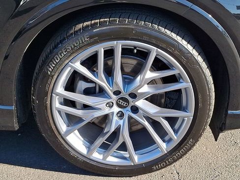 Certified 2025 Audi Q4 e-tron Premium Plus w/ Premium Plus image 14