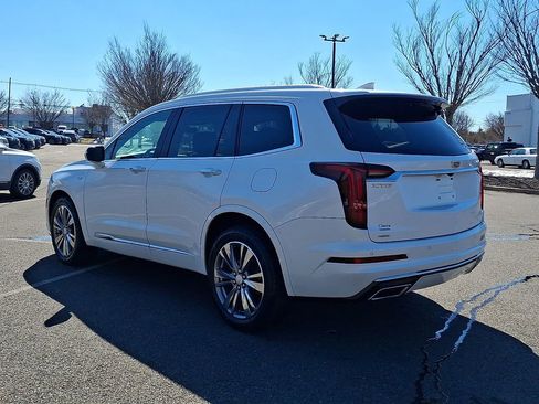 Used 2021 Cadillac XT6 Premium Luxury AWD/4WD image 7