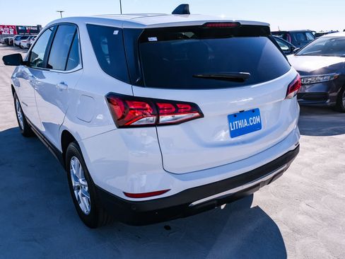Used 2024 Chevrolet Equinox LT AWD/4WD image 8