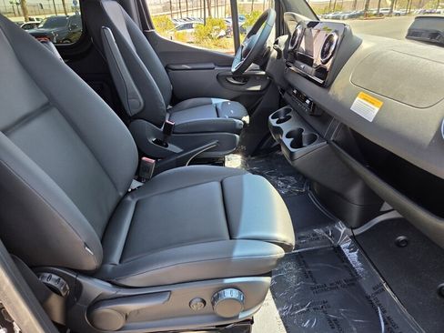 New 2026 Mercedes-Benz Sprinter 2500 image 19