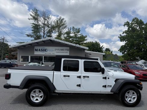Used 2020 Jeep Gladiator Sport w/ Quick Order Package 24S AWD/4WD image 3