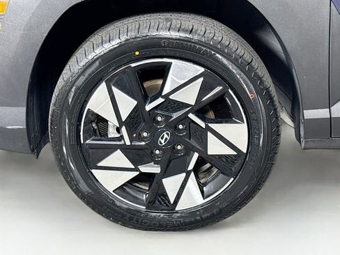Certified 2024 Hyundai Kona SEL AWD/4WD image 31