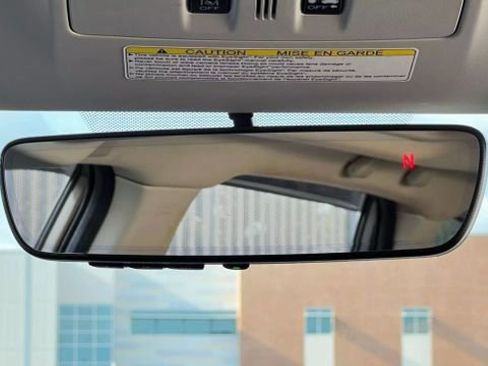 Used 2017 Subaru Forester 2.5i Touring image 95