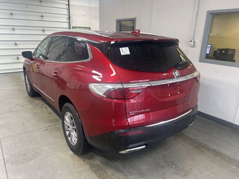 Used 2024 Buick Enclave Premium AWD/4WD image 6