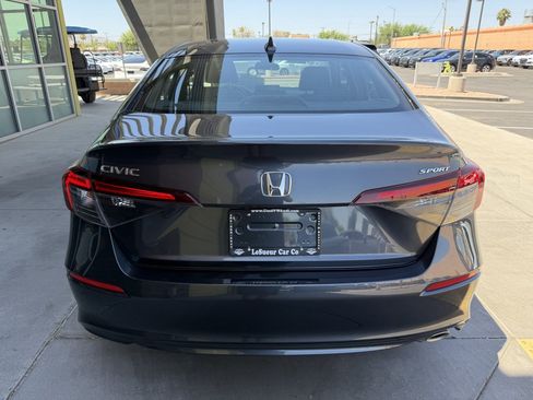 Used 2025 Honda Civic Sport image 13