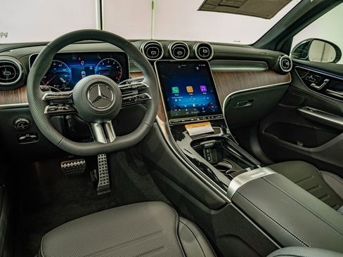 New 2026 Mercedes-Benz GLC 300 4MATIC image 27