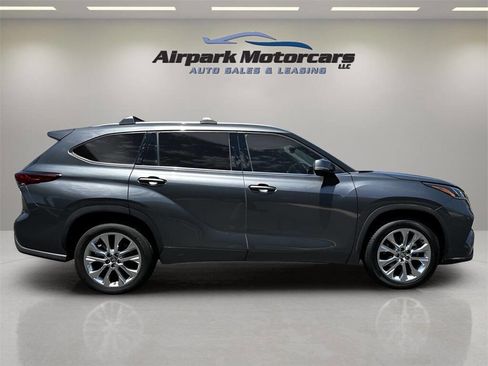 Used 2020 Toyota Highlander Limited image 6