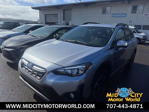 Used 2022 Subaru Crosstrek 2.0i Premium image 1