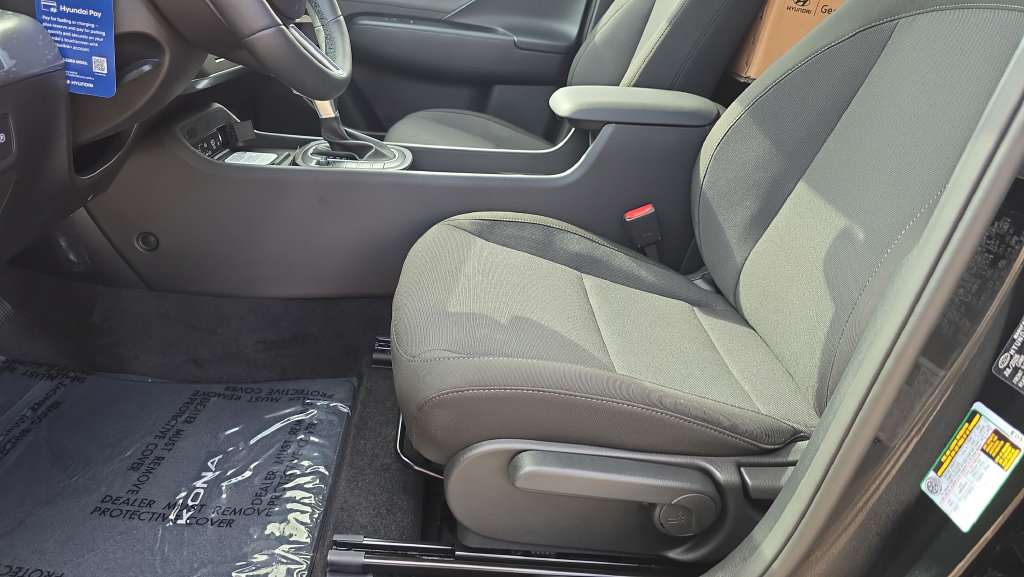 New 2027 Hyundai Kona SEL Sport AWD/4WD image 13