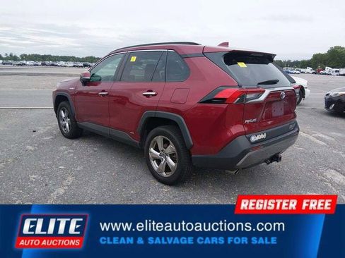 Used 2020 Toyota RAV4 Limited AWD/4WD image 5