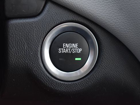 Used 2022 Chevrolet Equinox LT image 6