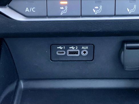 Used 2024 Nissan Altima 2.5 SV image 31