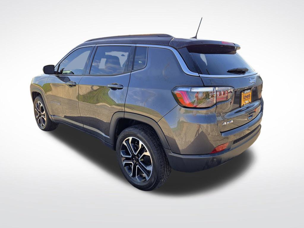 Used 2023 Jeep Compass Limited AWD/4WD image 6