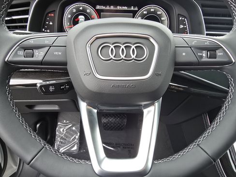 New 2026 Audi Q8 Premium Plus image 21