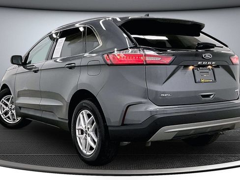 Used 2022 Ford Edge SEL w/ Convenience Package AWD/4WD image 4