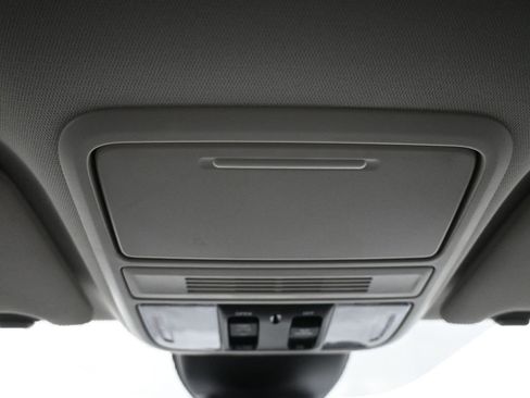 Certified 2025 Honda Odyssey EX-L image 17