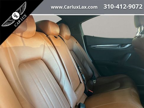 Used 2016 Maserati Ghibli image 17