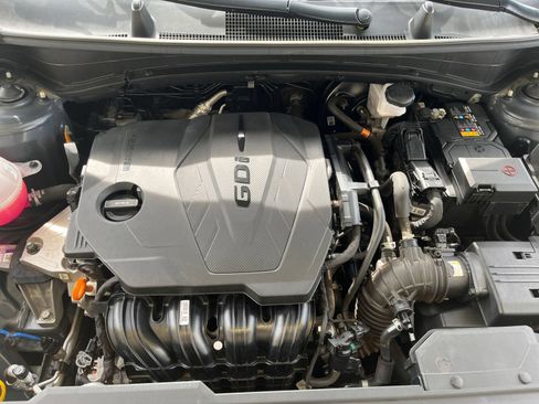 Used 2025 Kia Sportage LX FWD image 30