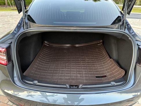 Used 2019 Tesla Model 3 Long Range RWD image 5