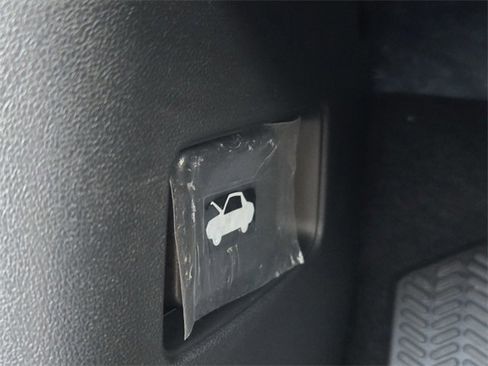 New 2026 Honda HR-V LX image 15