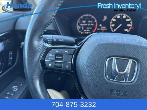 Used 2023 Honda CR-V EX-L image 25