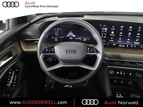 Certified 2025 Audi Q5 Premium Plus AWD/4WD image 31