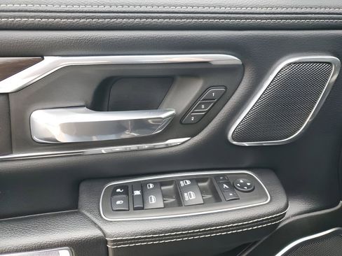 Used 2022 RAM 1500 Laramie image 28