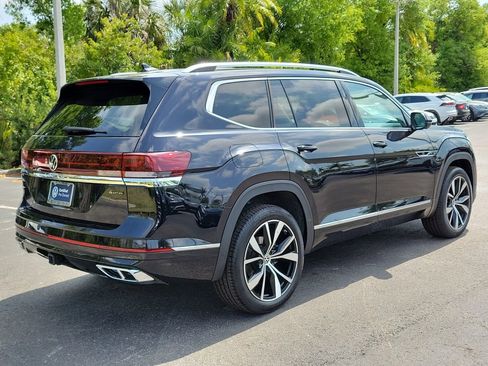 Certified 2026 Volkswagen Atlas SEL Premium R-Line AWD/4WD image 3