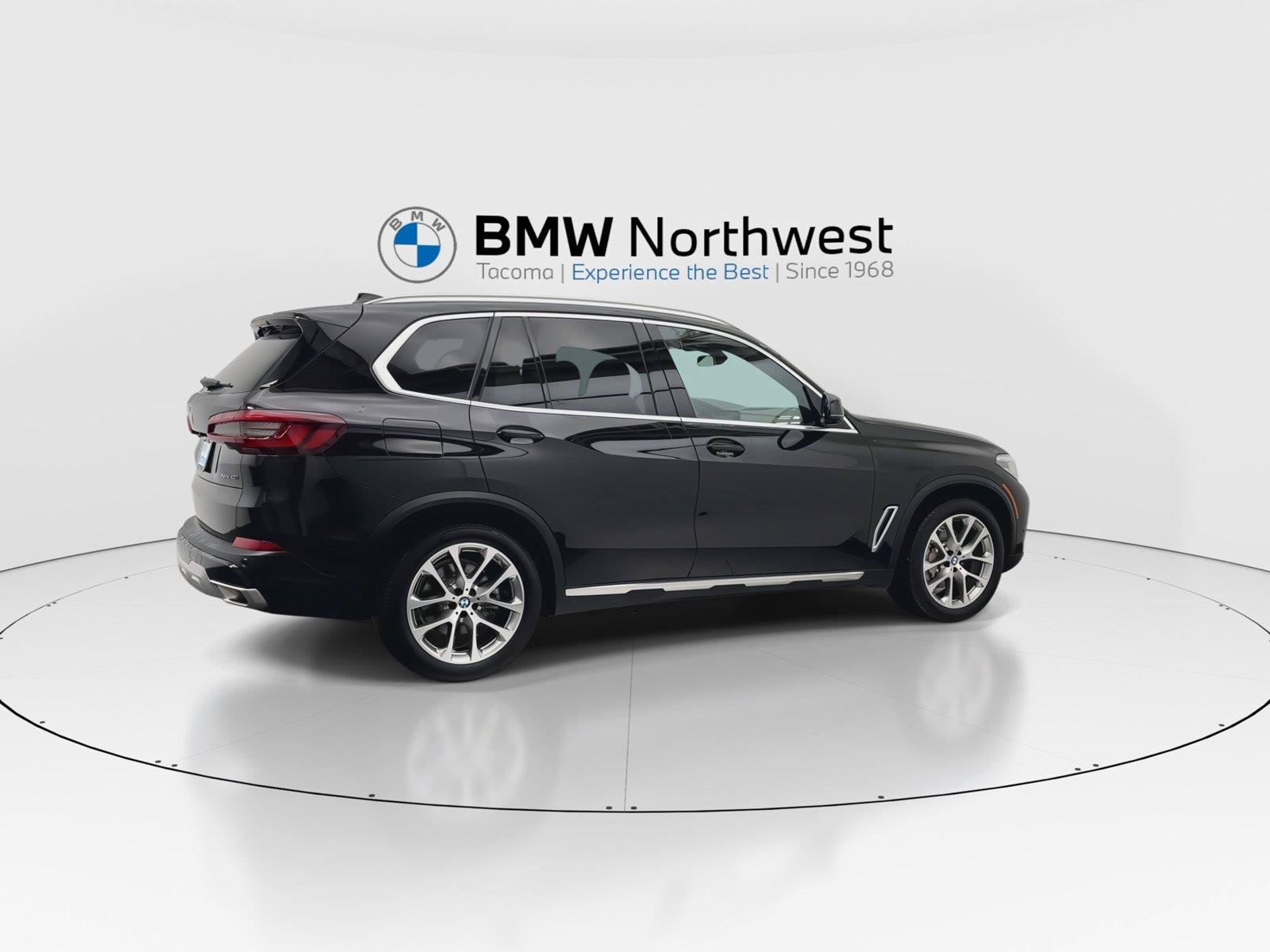 Used 2023 BMW X5 xDrive40i w/ Climate Comfort Package AWD/4WD image 4
