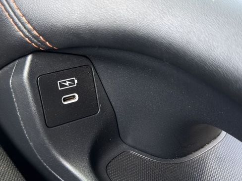 Used 2025 Honda HR-V Sport image 18