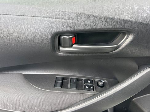 Used 2023 Toyota Corolla LE image 10
