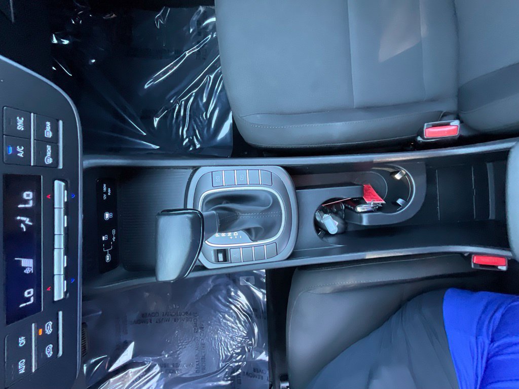 Used 2025 Hyundai Kona SEL AWD/4WD image 20