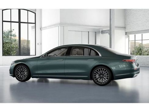 New 2026 Mercedes-Benz S 580 4MATIC Sedan image 32