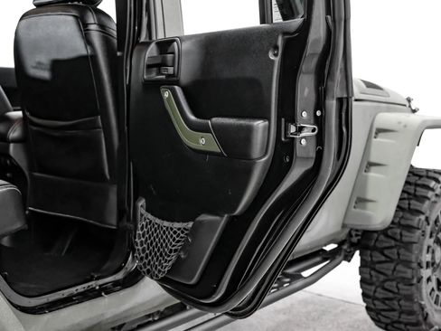 Used 2017 Jeep Wrangler Unlimited Sport w/ Quick Order Package 24S AWD/4WD image 49