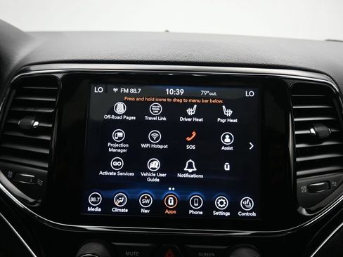 Used 2020 Jeep Grand Cherokee Limited AWD/4WD image 16