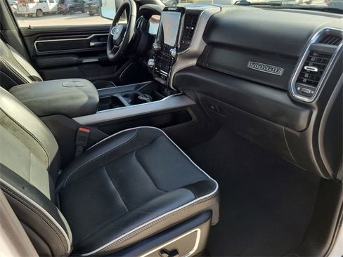 Used 2025 RAM 1500 Laramie image 25