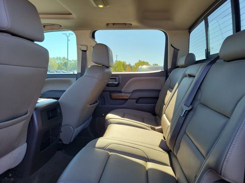Used 2017 GMC Sierra 1500 SLT w/ SLT Premium Package image 11