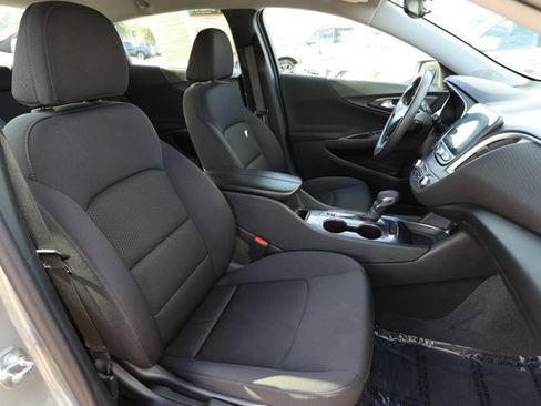 Used 2024 Chevrolet Malibu LT image 26