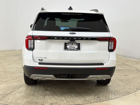 New 2026 Ford Explorer Active w/ Active Comfort Package RWD image 10