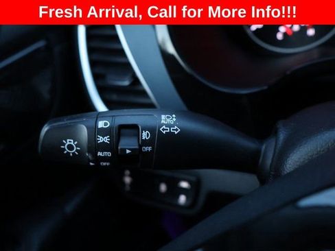 Used 2022 Kia Seltos S image 27