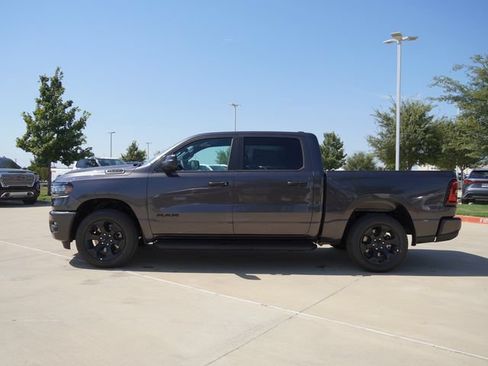 New 2026 RAM 1500 Express AWD/4WD image 5