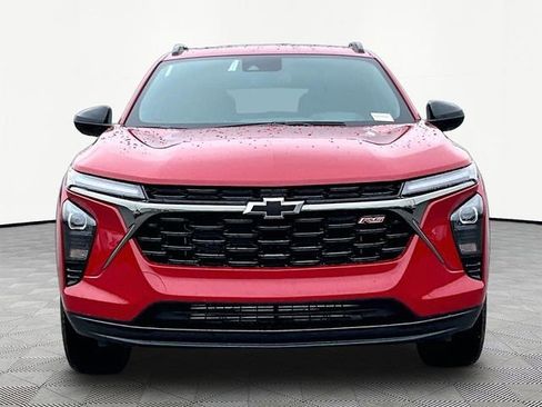 New 2026 Chevrolet Trax RS w/ Sunroof Package FWD image 2