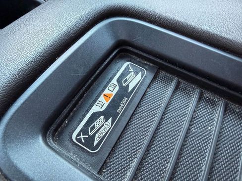 Used 2017 Chevrolet Tahoe LT image 27