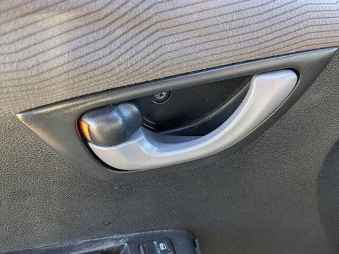 Used 2009 Honda Fit image 13